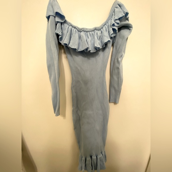 Off the shoulder long sleeve dress - Picture 4 of 4